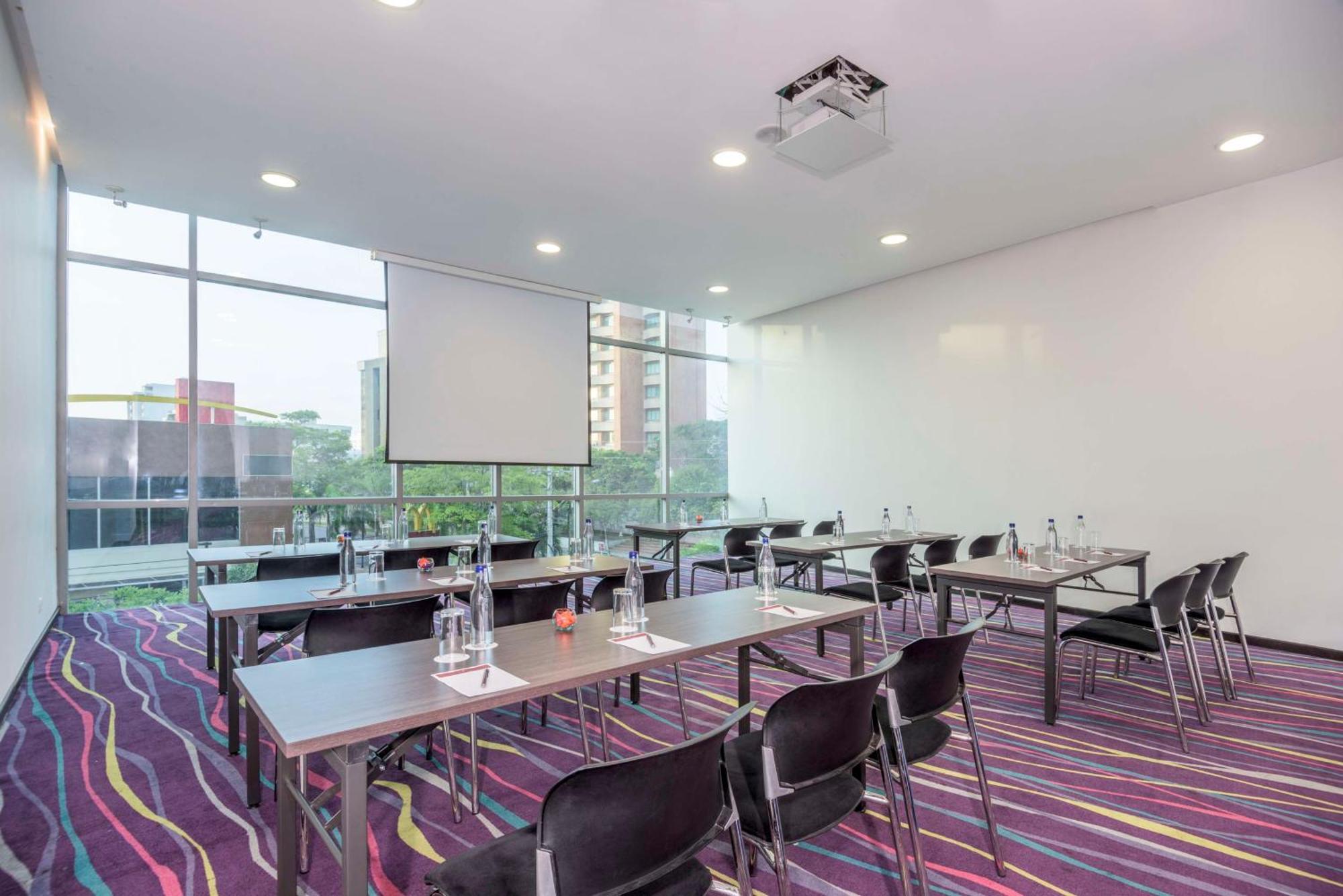 Nh Collection Royal Smartsuites Barranquilla  Exterior photo
