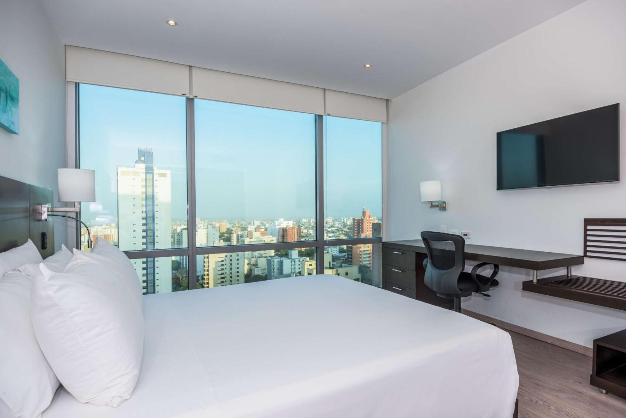 Nh Collection Royal Smartsuites Barranquilla  Exterior photo