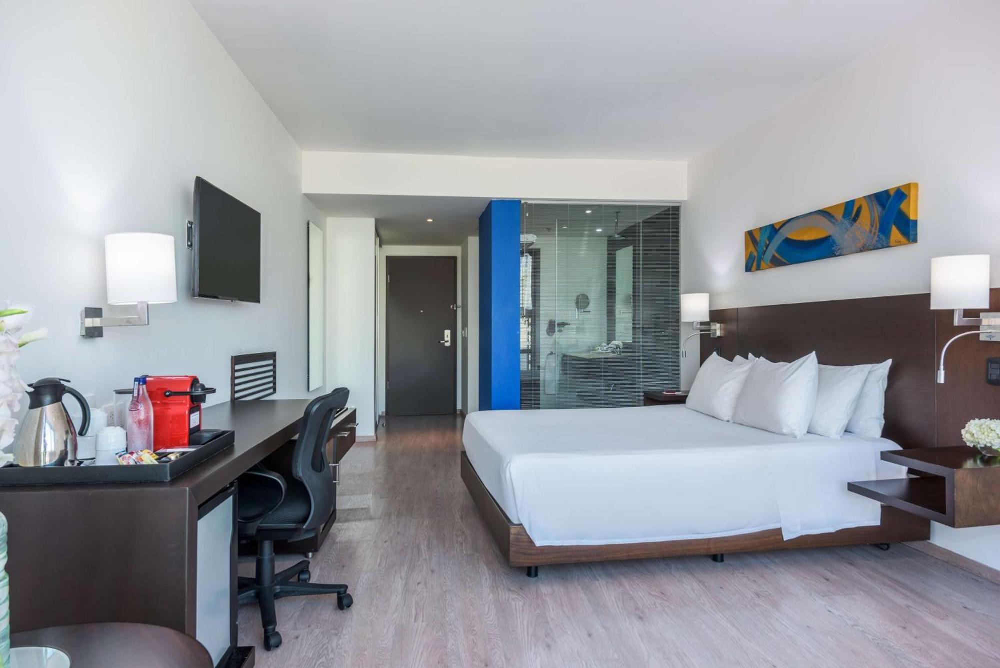 Nh Collection Royal Smartsuites Barranquilla  Exterior photo