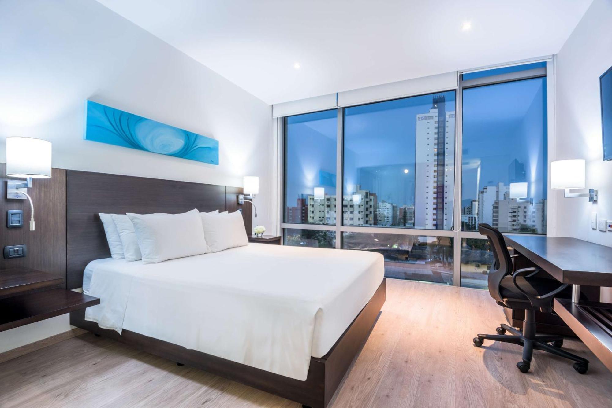 Nh Collection Royal Smartsuites Barranquilla  Exterior photo