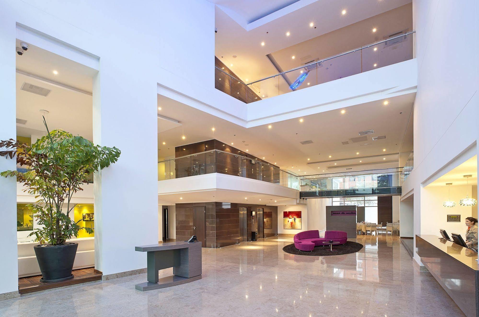 Nh Collection Royal Smartsuites Barranquilla  Exterior photo